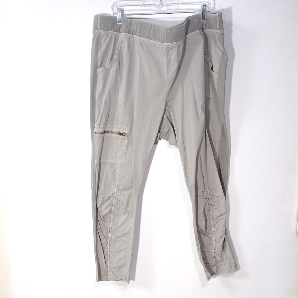 XCVI wearables Malanda Crop Pant in Frost Corduroy Plus Size 3X